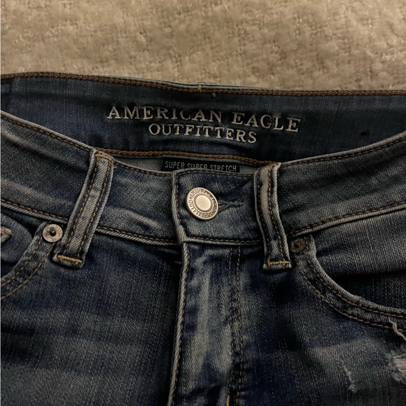 American Eagle size 2 jean shorts - Picture 2 of 4